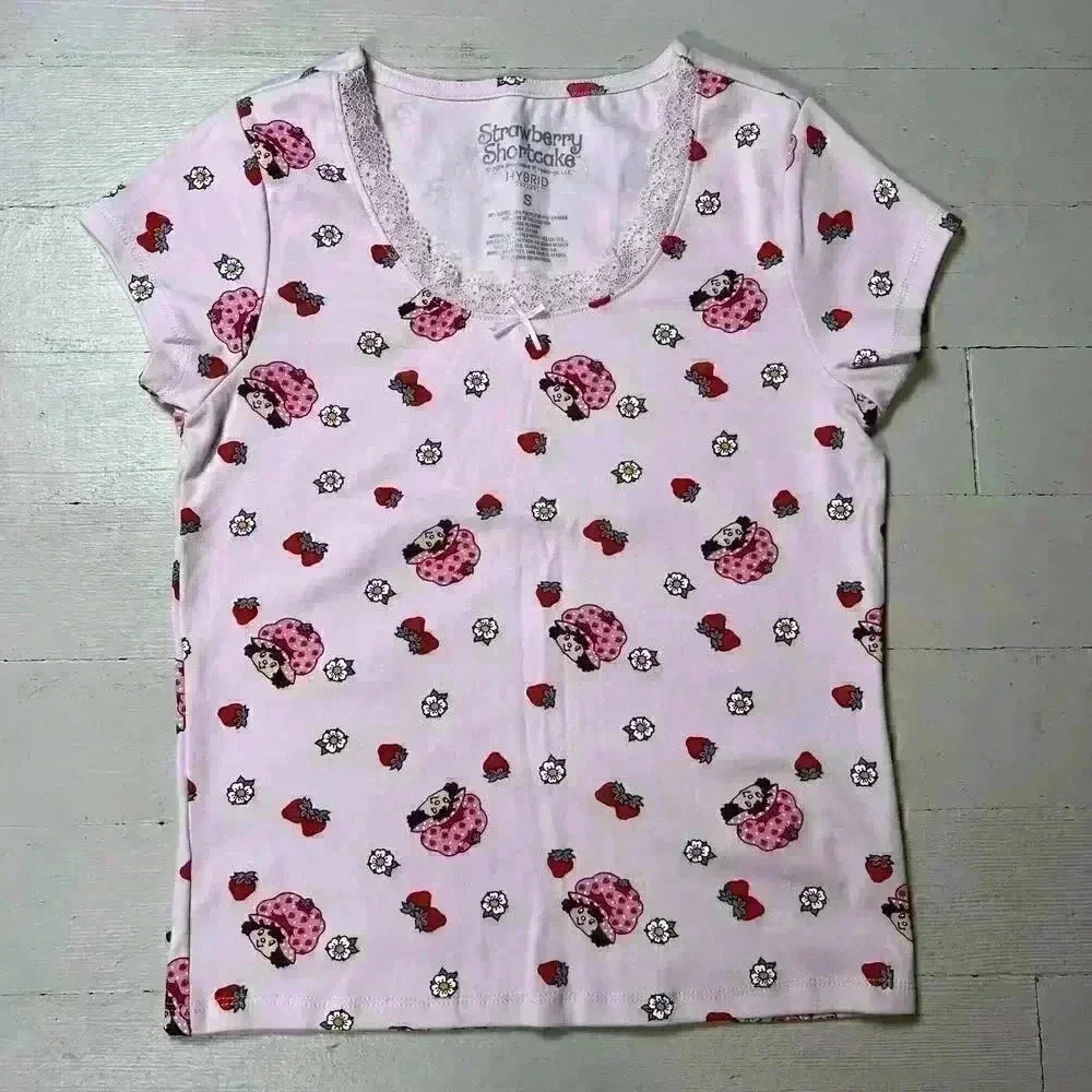 NWOT Strawberry Shortcake Baby‎ Tee Women’s Size Small